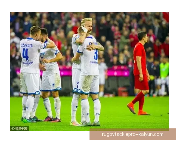 德甲马克斯·阿诺德队长状态回暖，表现稳健引关注